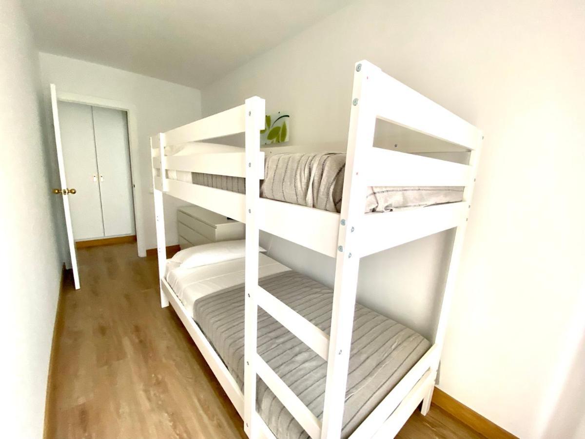 Apartamento Con 3 Habitaciones, Terraza Y Jardin Comunitario Con Piscina En Sant Antoni De Calonge Exterior foto